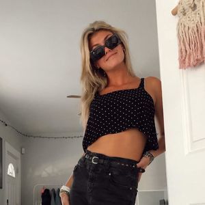 Meet your Posher, Sara